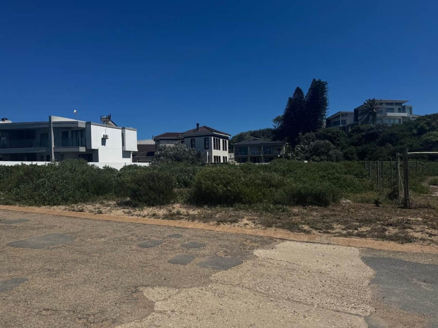  Bedroom Property for Sale in Paradise Beach Eastern Cape